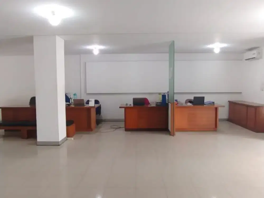 Dijual office sunter  ada 3 lantai dan smi furnished kondisi siap pakai harga masih nego siap survey