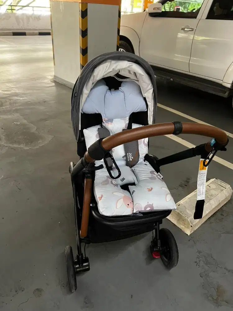 Stroller Joie Signature Finiti preloved - hadap depan atau belakang