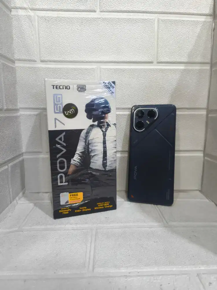 Tecno pova 7 5G 8/128 black