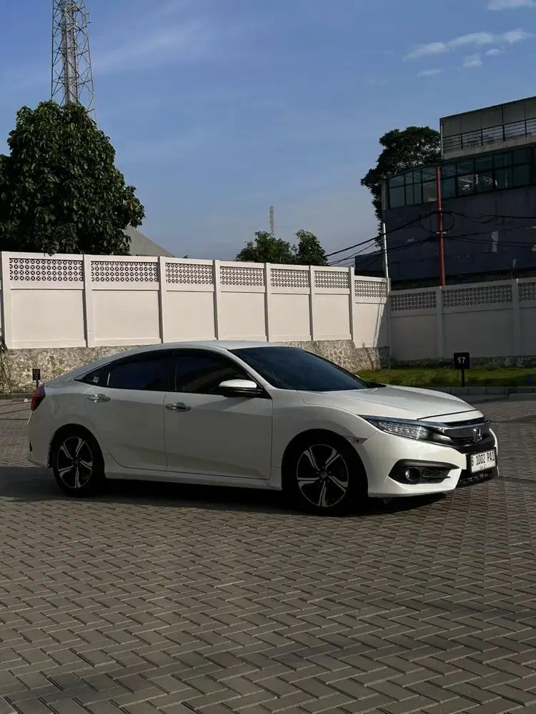 Civic ES 1.5 Turbo Sedan 2017 - Genap - Automatic - Civic Sedan 2017
