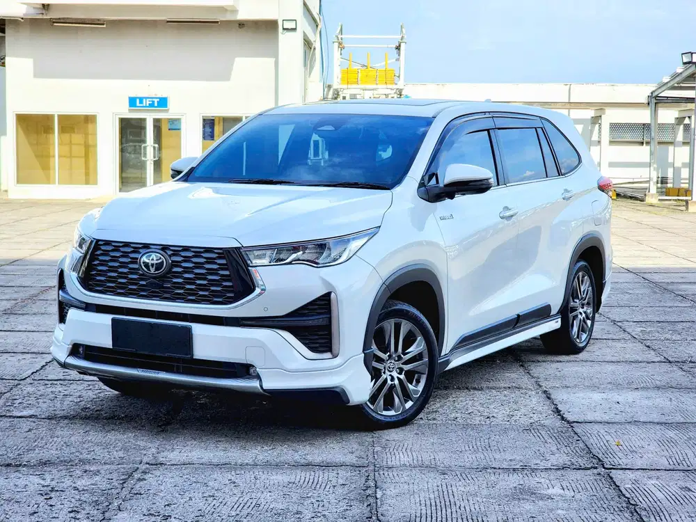 [10RB] TOYOTA INNOVA ZENIX Q HYBRID MODELISTA 2025 PUTIH GANJIL