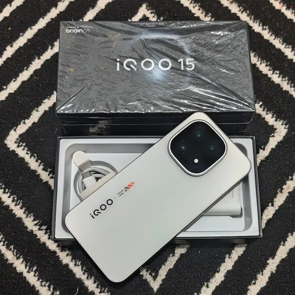 Iqoo 15 16/512GB Resmi Mulus Seperti Baru