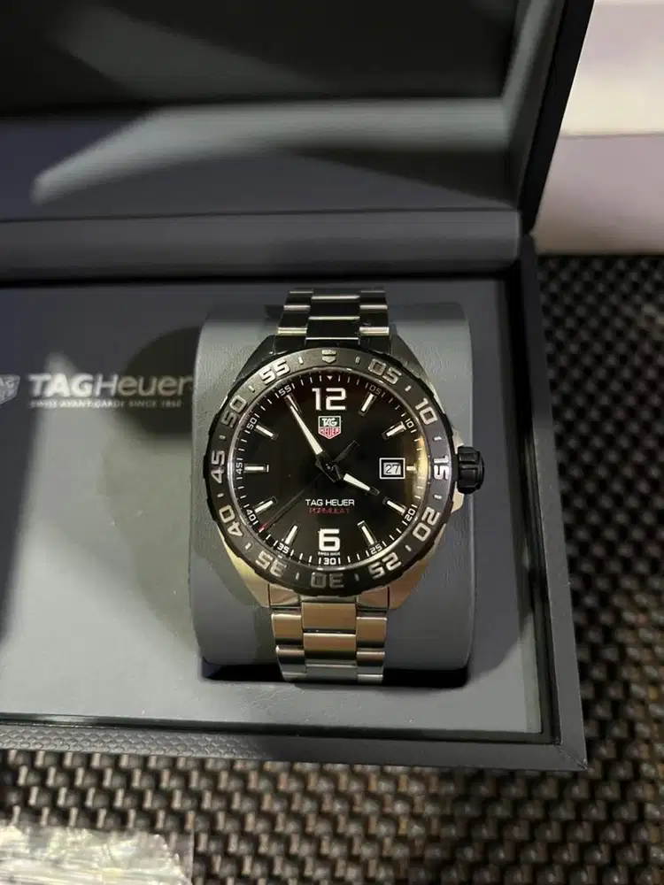 Tag Heuer Formula 1 Date