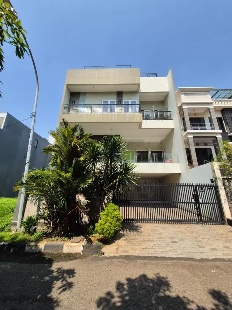 Dijual rumah cakep di Grisenda