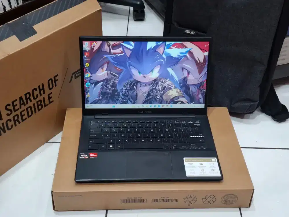 Laptop Asus Vivobook Go  E1404FA/AMD Ryzen 3 7320U RAM 8GB SSD 256GB