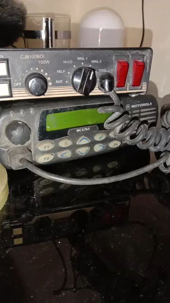 radio monitor motorola mcx760 dan sirene cjb1000 watt