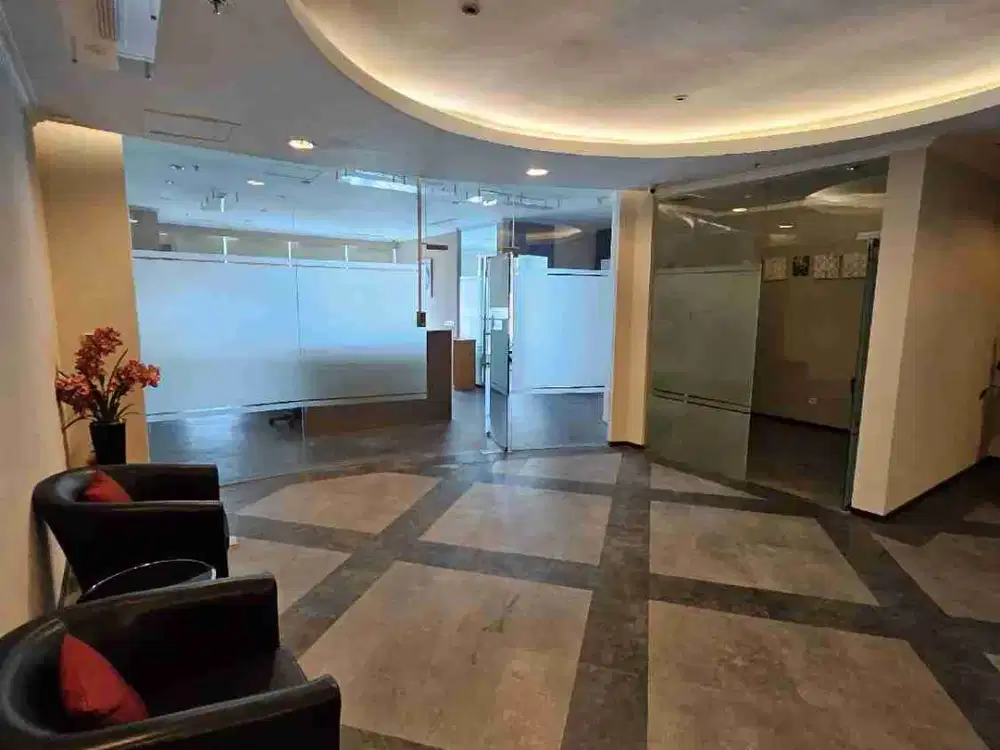 Office Space Podomoro Central Park