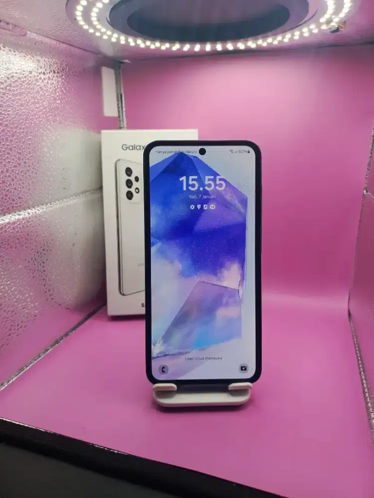 SAMSUNG A55 5G RAM 8/256GB ORIGINAL SEIN MULUS NOMINUS FULLSHET 

SUPE