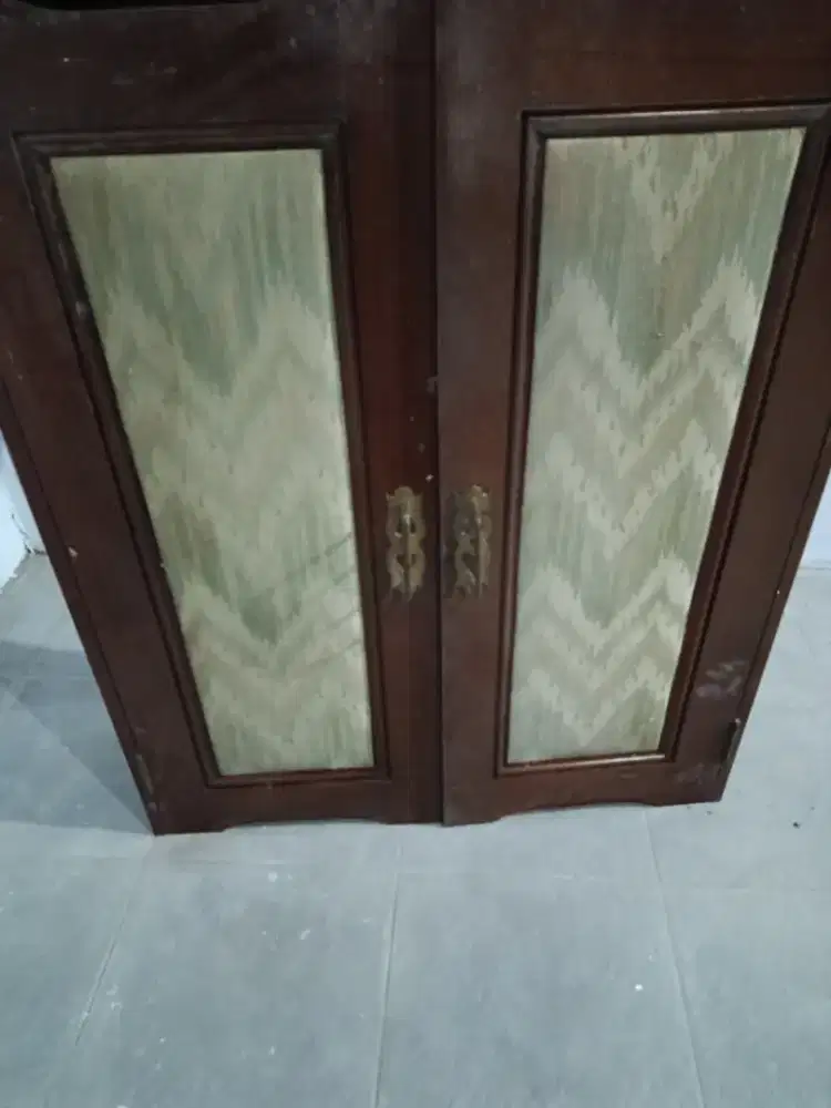 Kaca Rias dari Kayu Jati