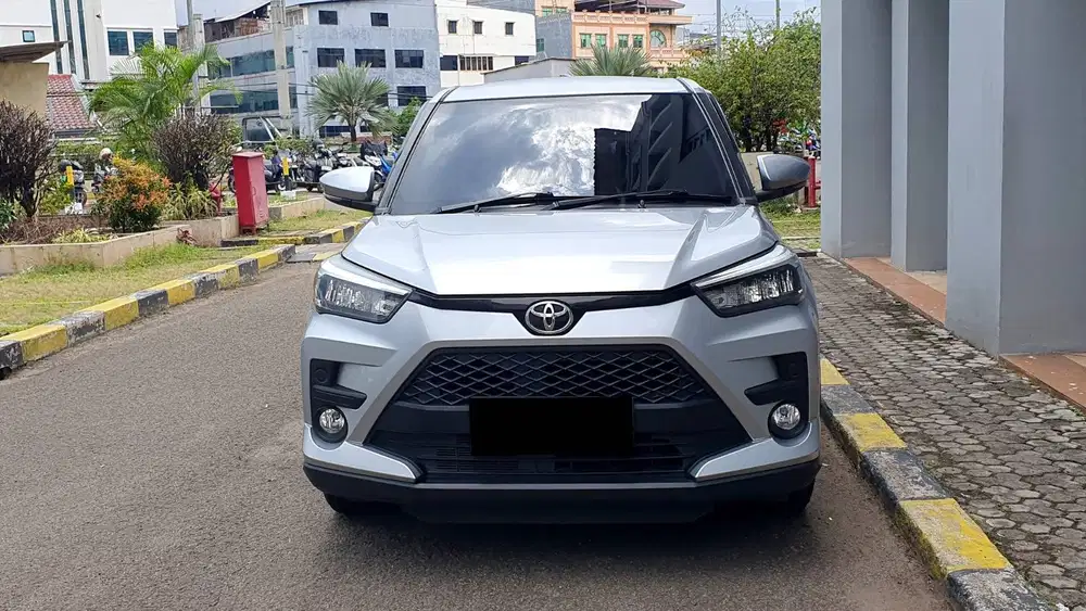 Toyota Raize 1.2 G CVT Non Turbo AT Silver NIK 2022 Like New Record