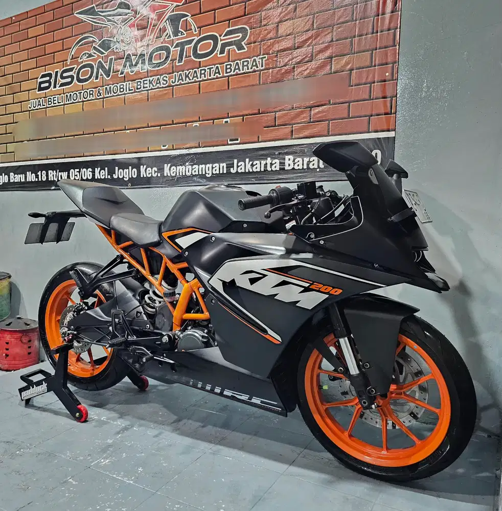 Km 6rb! Simpanan! KTM RC 200 CBU AUSTRIA 2015 Pajak ON rc200 duke 250
