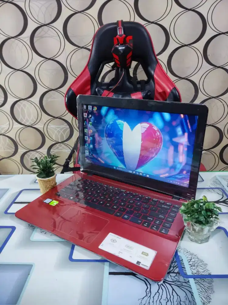 Laptop Gaming Design ASUS VIVOBOOK X442URR-300  SLIM DUAL VGA