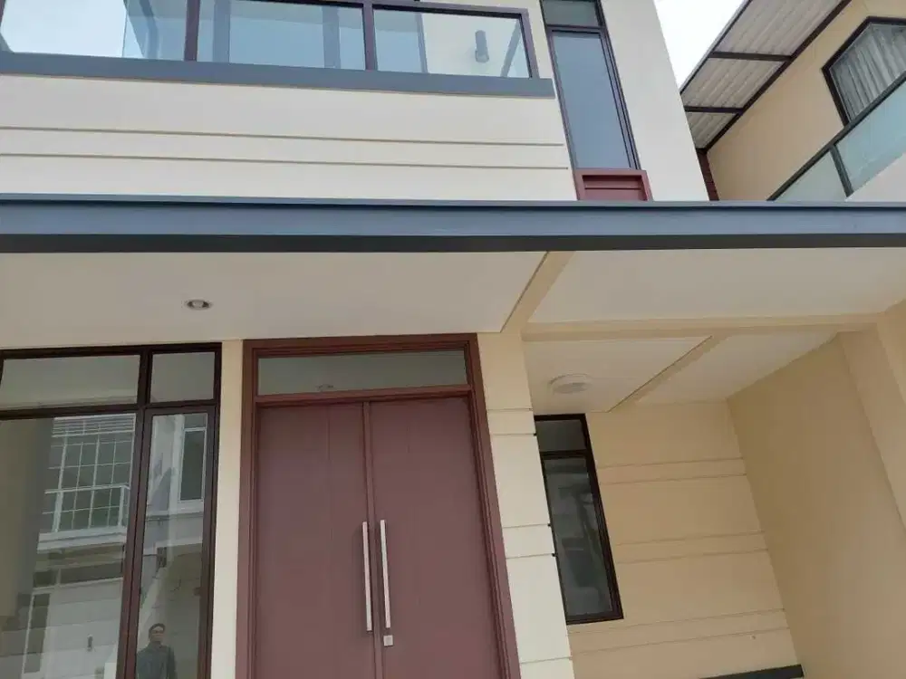 Disewa Rumah Rapi Terawat Siap Huni di Lavon Swancity Cikupa Free AC