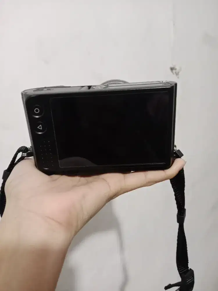 Mirrorless Xiaomi 4K Yi Kamera Camera  Bekas Murah Canon 600d Pocket