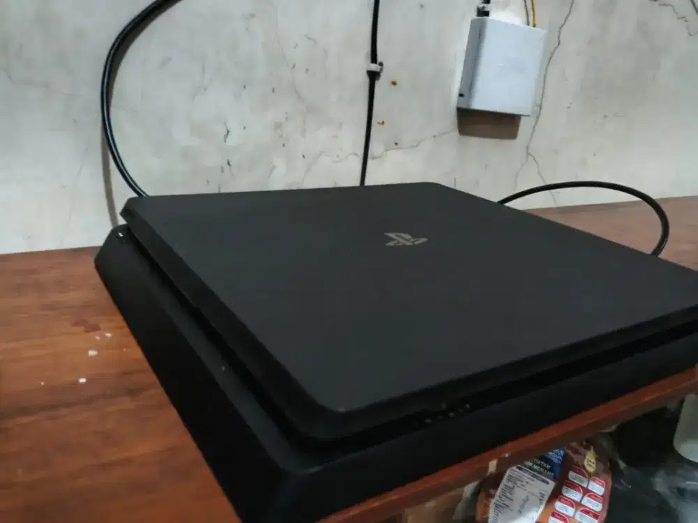 Ps 4 clone slim