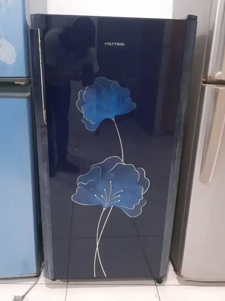 Kulkas 1 Pintu Polytron .