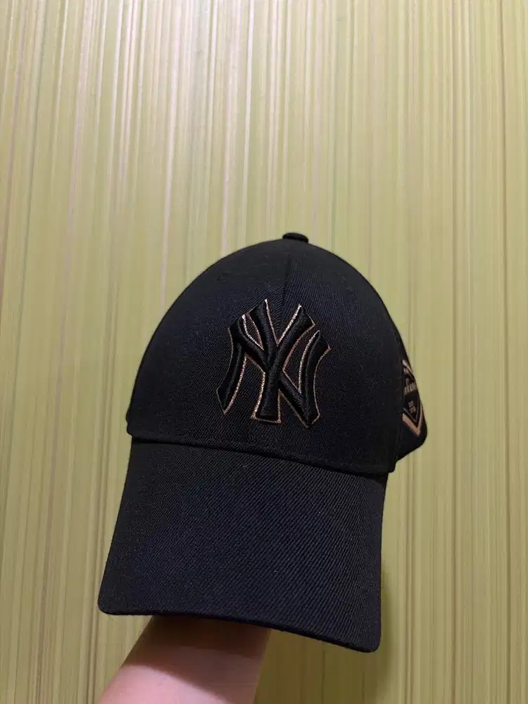 Hat MLB Korea - Stamp Ball Cap NY Yankees - Black Gold