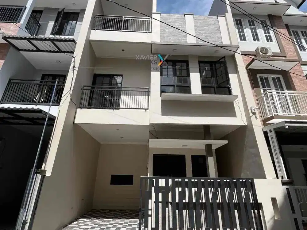 Dijual Rumah Baru Modern Semi Furnished Dekat Hua Ind di Ikan2 Lowokwaru Malang