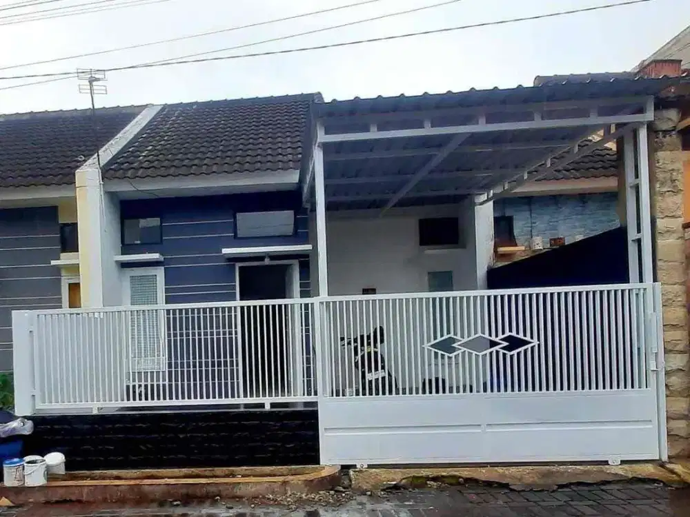 Dijual rumah di Bunut wetan, Pakis, kab. Malang
200 mtr dari pintu tol pakis