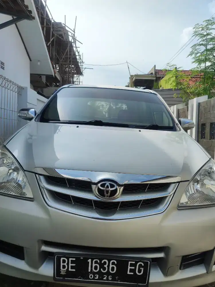 Avanza G tahun 2008 warna silver