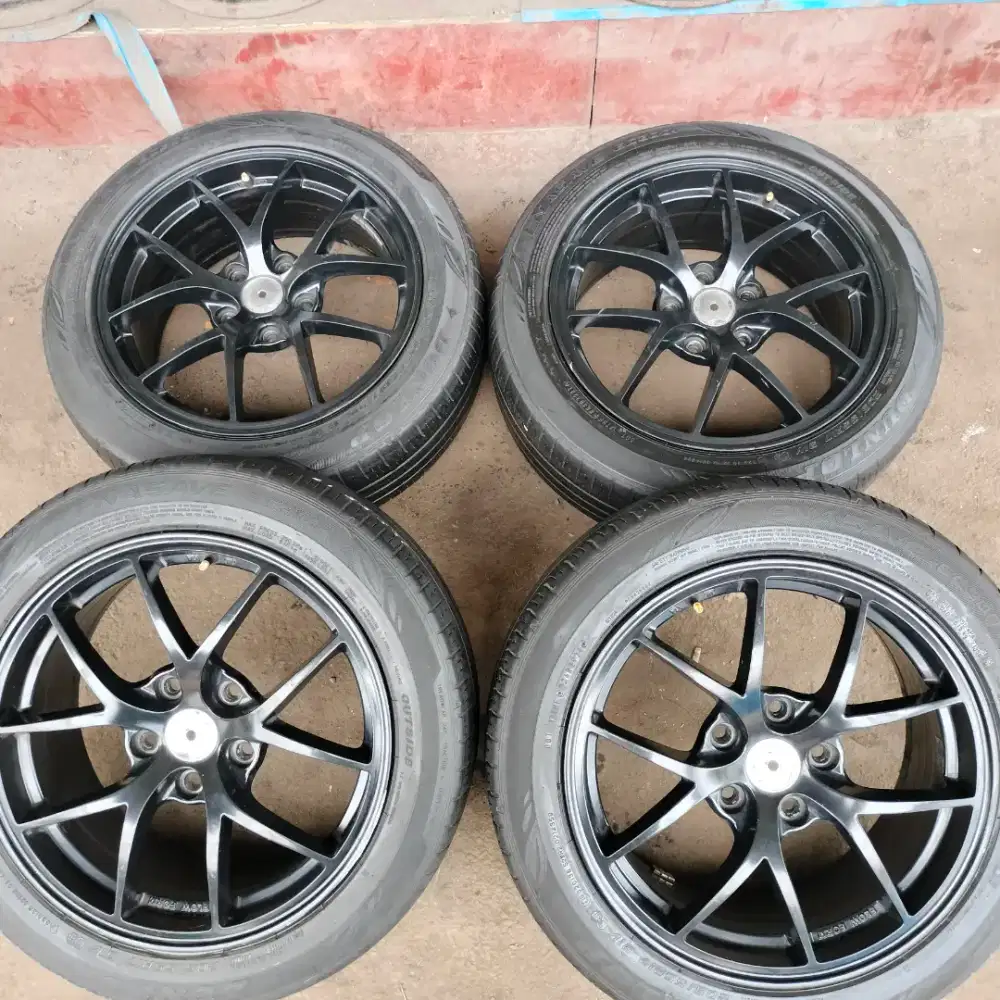 BBS c1r ring 17 lebar 7,5 pcd 5x120 ET 38 BMW. Ban 205/55 R17 4pcs