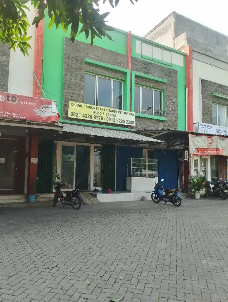 Disewakan Ruko 3 lantai