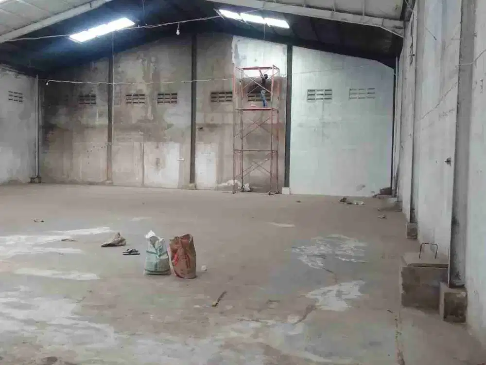 D sewa gudang kavling dpr