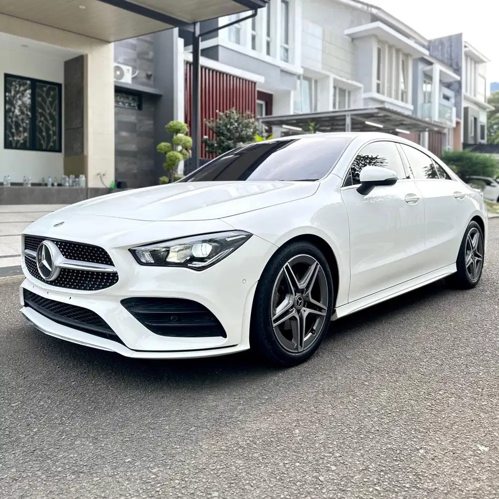(CASH) Mercedes Benz CLA200 AMG 2022