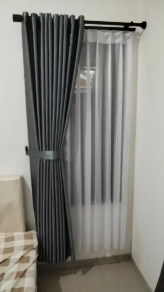 Gorden jendela minimalis