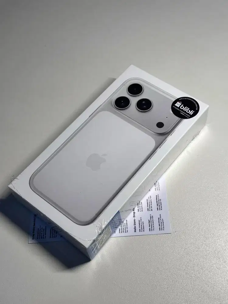 Iphone 17 promax 256 silver