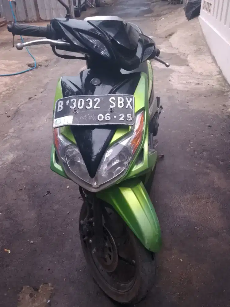 Jual motor murah cepat Yamaha Xeon th 2010
