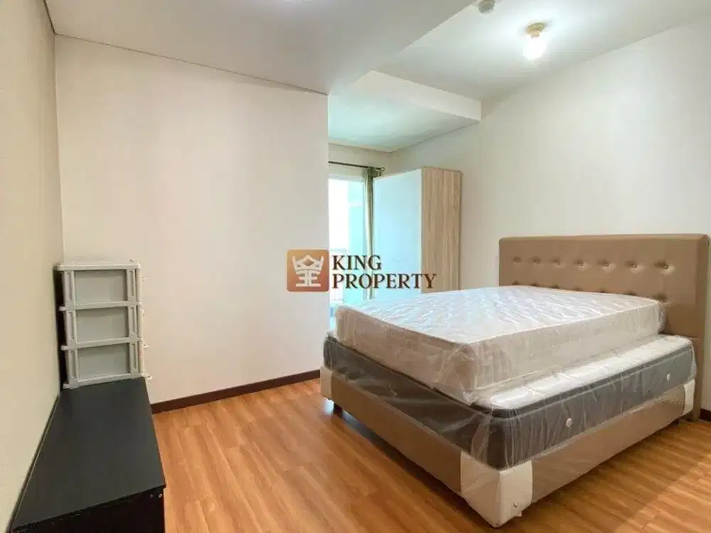 Fasilitas lengkap dengan Infinity pool Nego sampai deal siap huni 2br bonus furnisahed Condominium Greenbay pluit panoraman laut dan kota