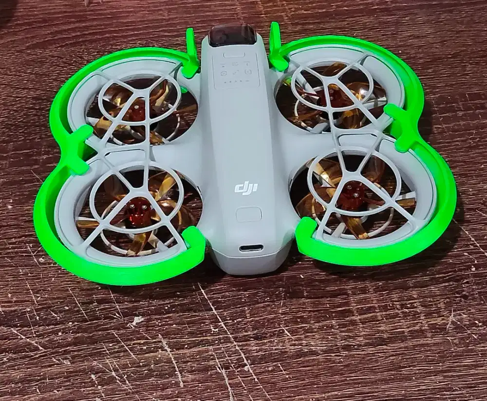 DJI NEO fly more combo