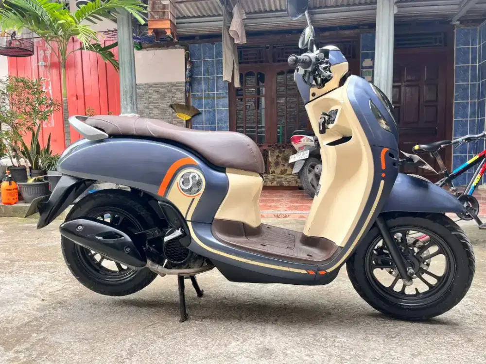 Scoopy istimewa 2021, warna favorit