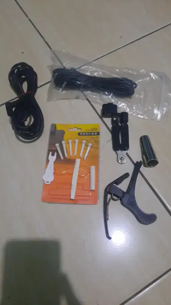 gitar akustik elektrik yamaha fullset + bonus assesoris