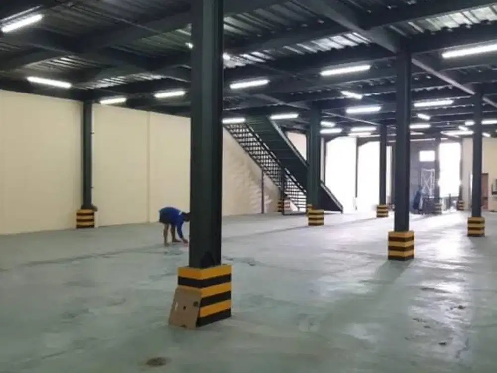 Disewakan Gudang Bagus di Bandengan bisa Masuk Container dekat tol