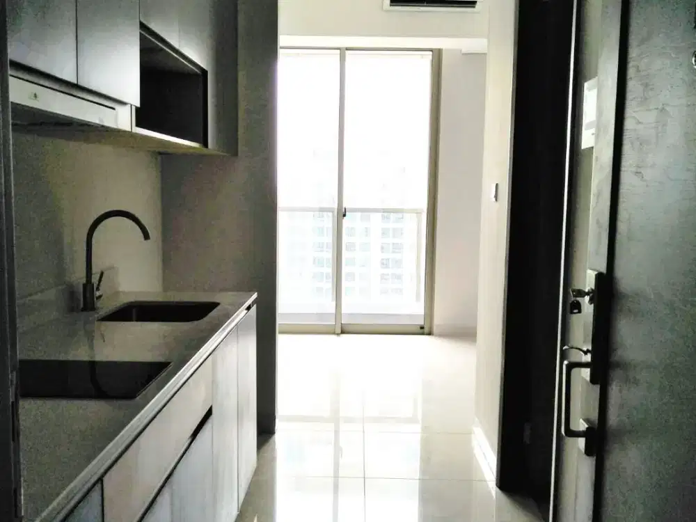 Jual Cepat dan Murah Apartemen Taman Anggrek Residences Studio Luas 26 m2- best view !!!