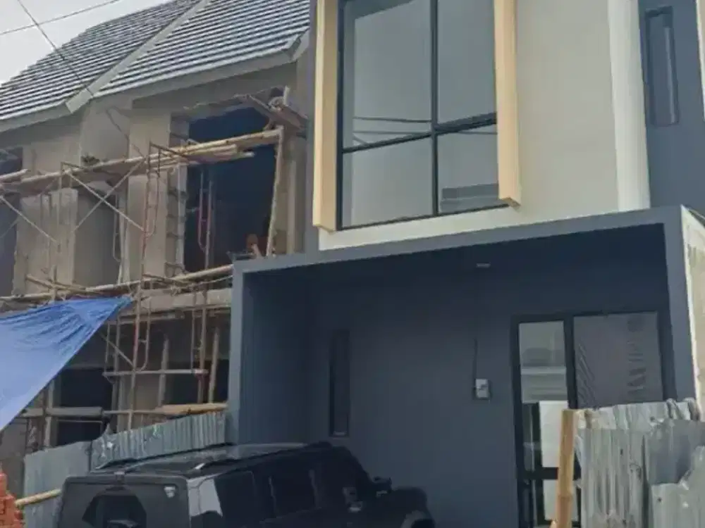 Dijual rumah baru, 2 lt, hdp utara Park Residence