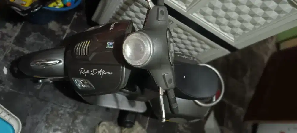 Vespa mini baterai, mainan anak