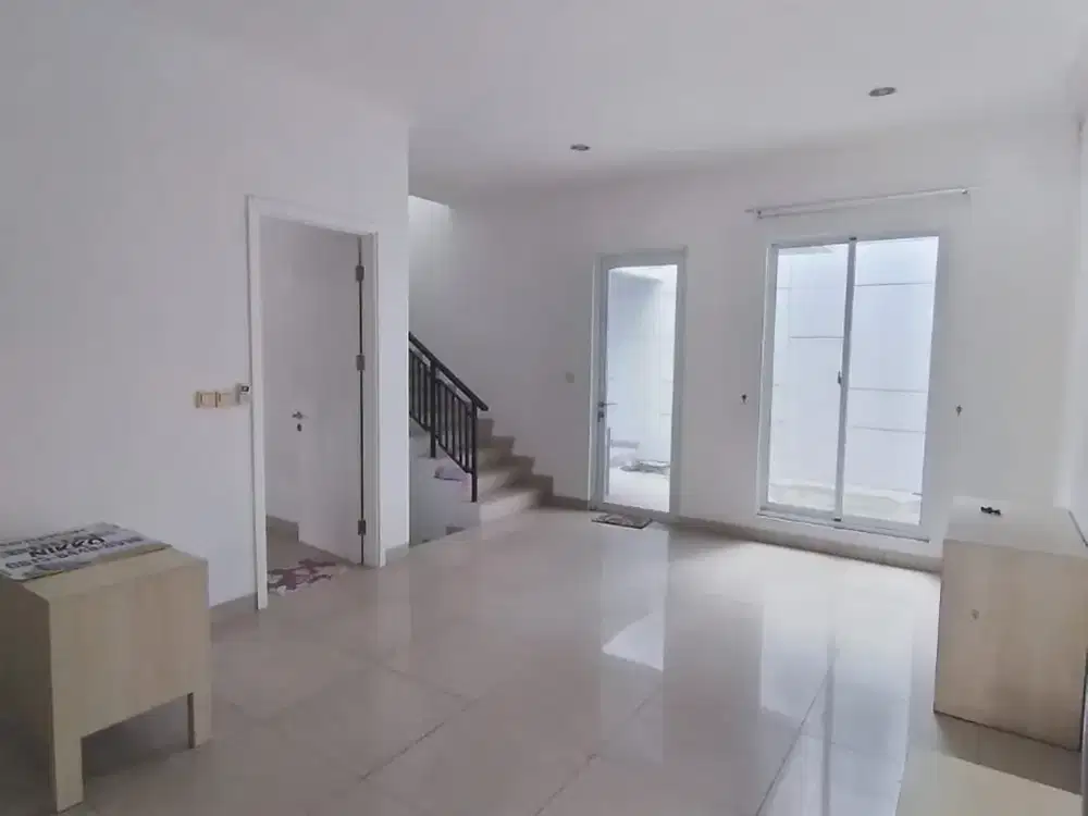 Rumah Di Cluster Australia Green Lake City Luas 8x15 2 Lantai SHM Siap Huni