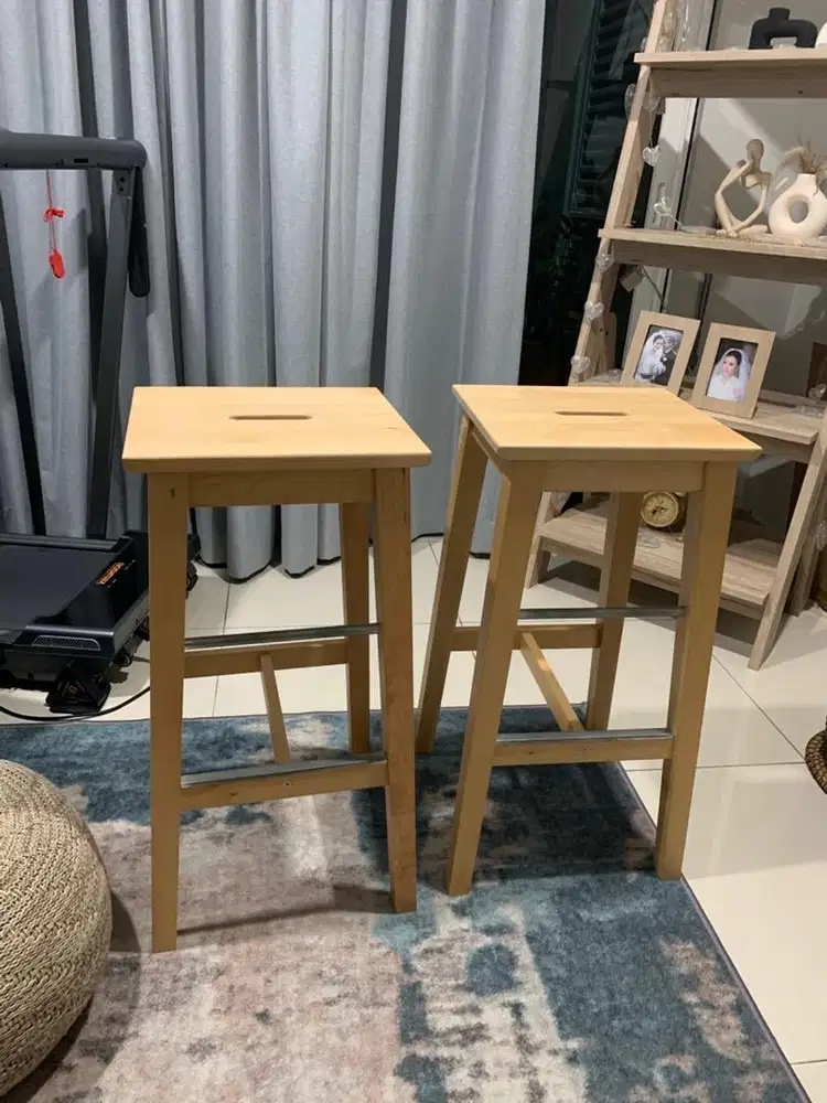 IKEA - Kursi kayu Bar / Cafee
