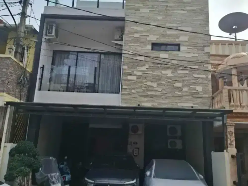Dijual rumah 3 lantai, shm hdp selatan cengkareng residence