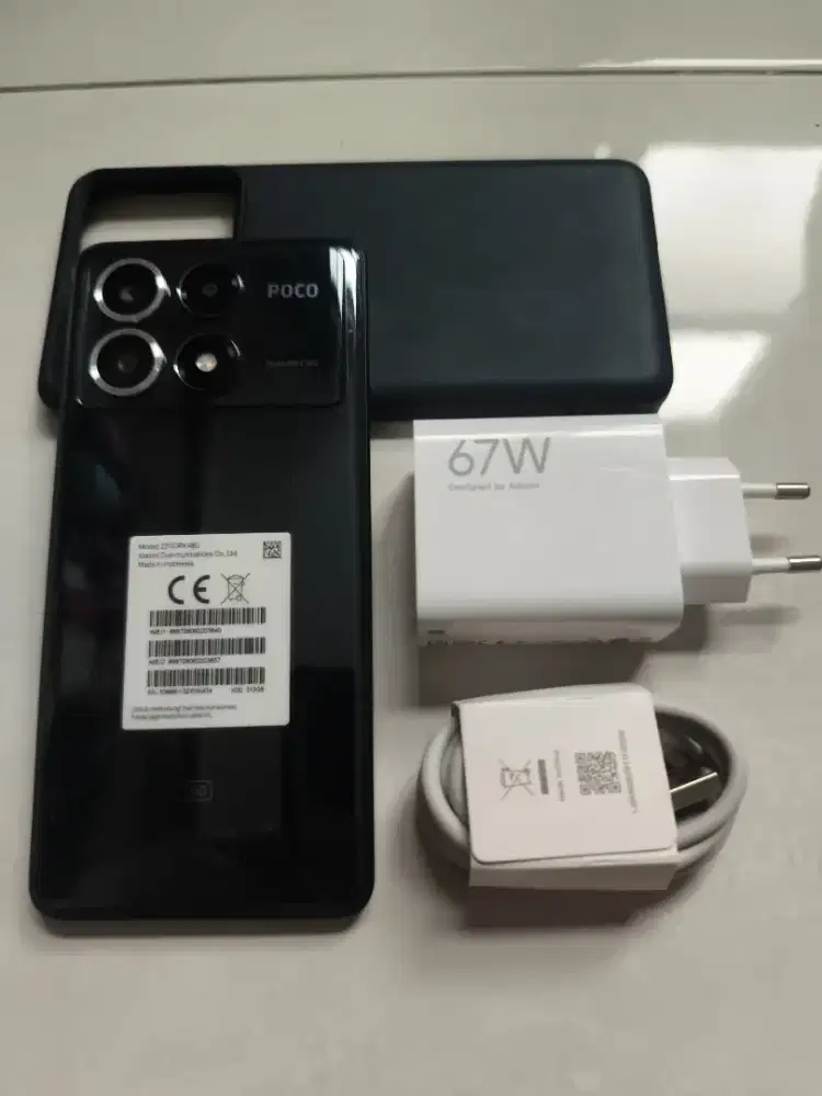 Poco x6 pro 5G 12/512 black HP charger