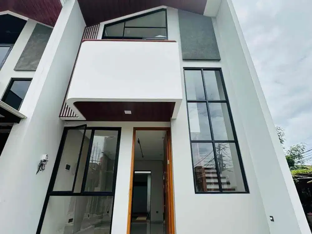 Rumah town house Jagakarsa siap huni