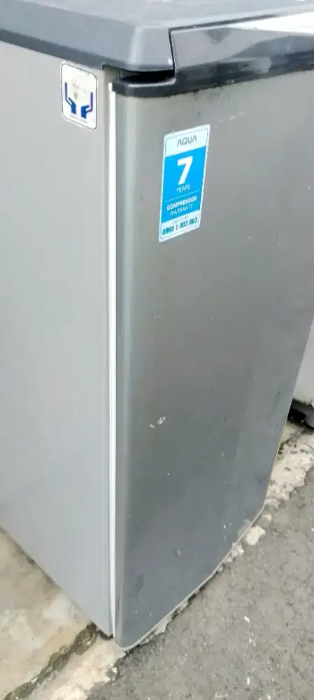 Kulkas 1 pintu Aqua Sanyo