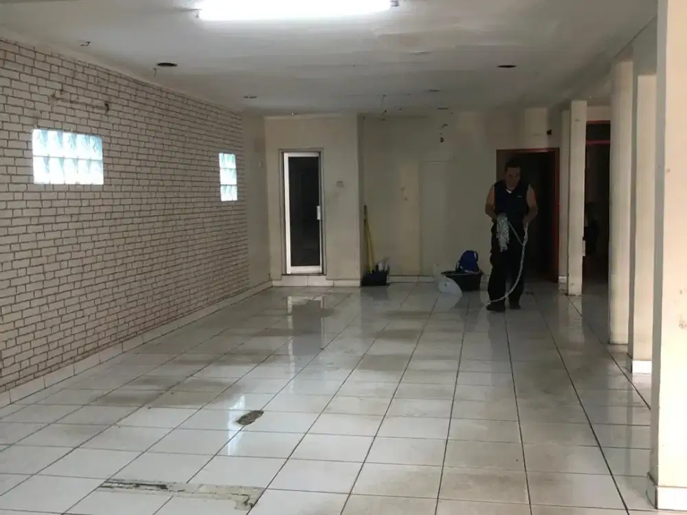 Lahan Usaha Cocok untuk Investasi Lokasi Strategis di Pinggir Jalan Besar Ragunan - Jakarta Selatan