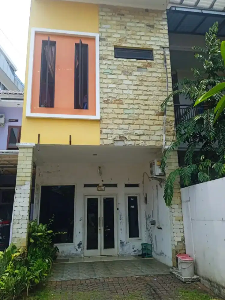 Dijual Rumah 2lantai Dibawah Pasaran Jagakarsa Kota Jakarta Sslatan