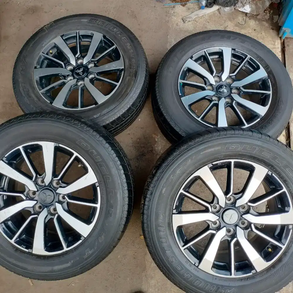 Velg original OEM Mitsubishi Pajero sport ring 18 ban 265/60 R18 4pcs
