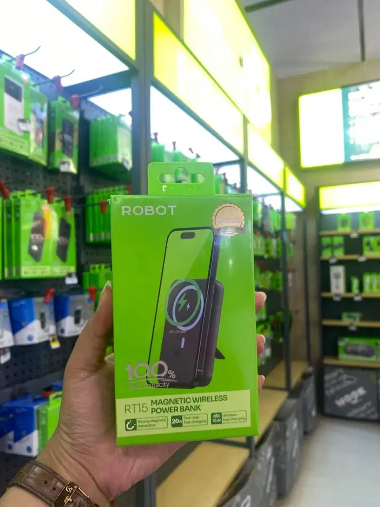 Power Bank Robot RT15
