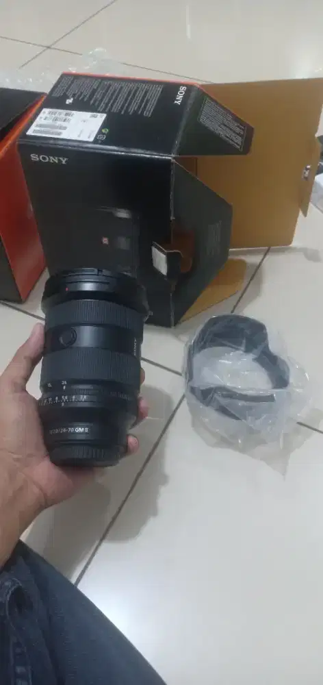 Lensa Sony FE 2.8 / 24-70mm